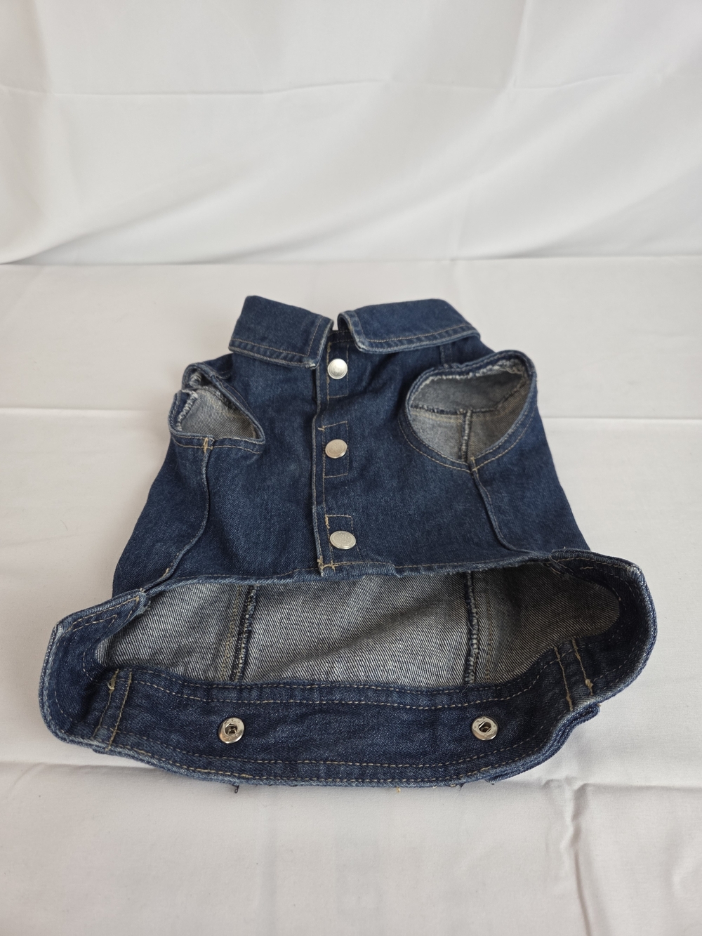 Dog denim Coat By Woolrich refer To Photos For Sizing.